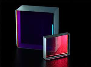 Polarizer cube